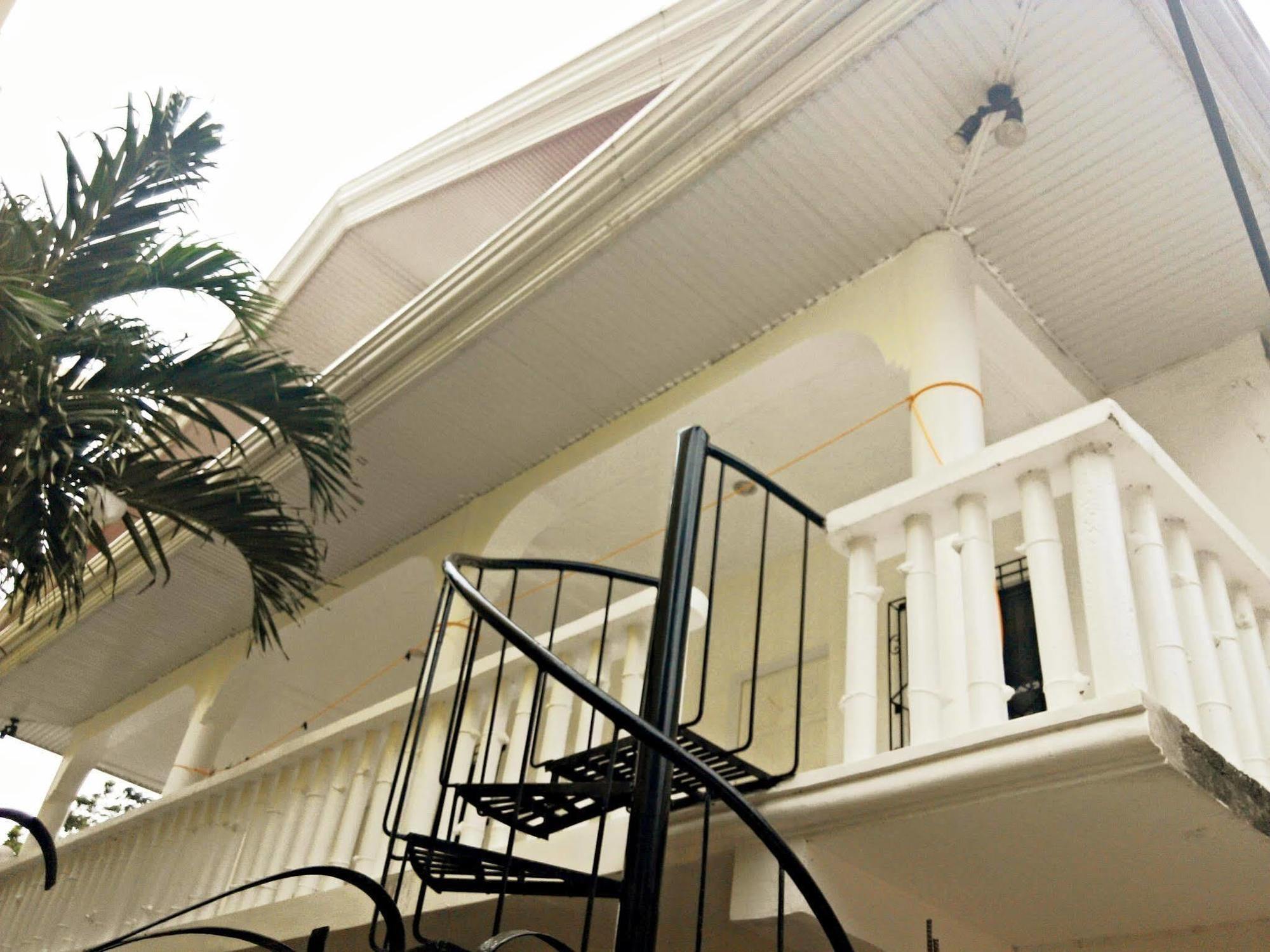 812 Angol Boracay Exterior foto